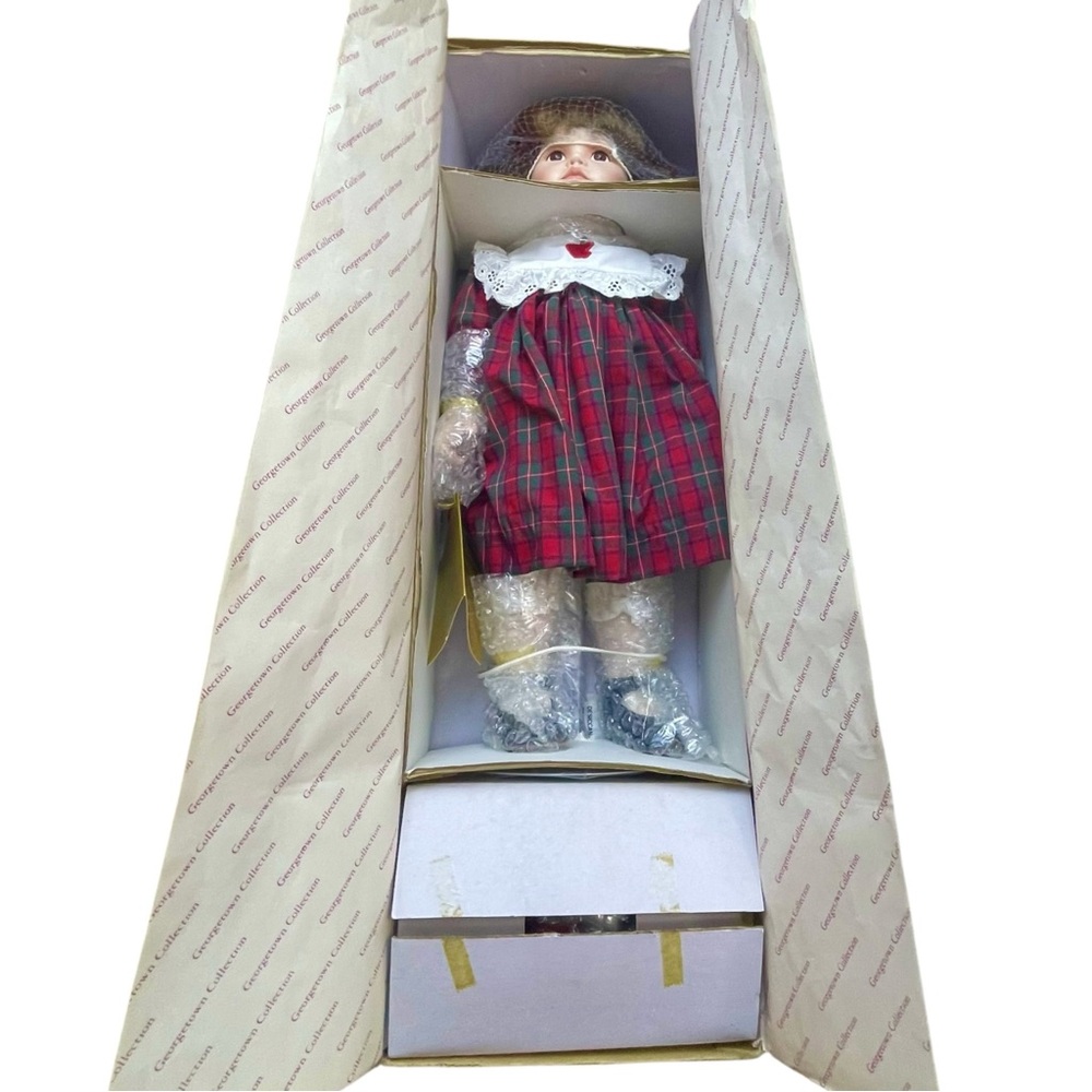 Georgetown Collection Apple Dumpling Doll By Ann Timmerman COA Cart New Open Box